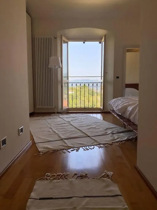 Guest house Chambre Dans La Tour Bergamo