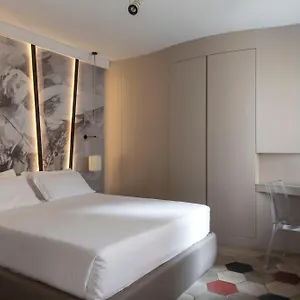 bdb-luxury-rooms-navona-angeli.it-romehotels.com/