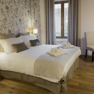 i-fiori-de-mario-suites.it-romehotels.com/